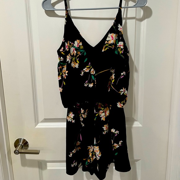 Jumpsuit perfect for summer - Picture 3 of 3